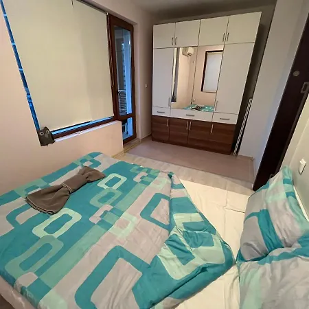 Vqra Sarafovo Apartman *