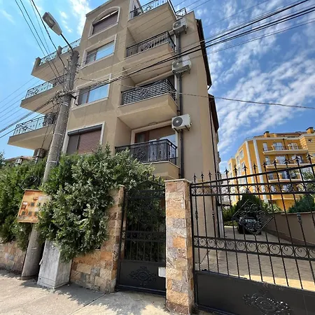 Apartament Vqra Sarafovo *